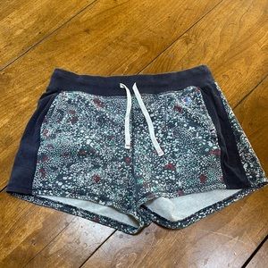 Medium Champion Shorts